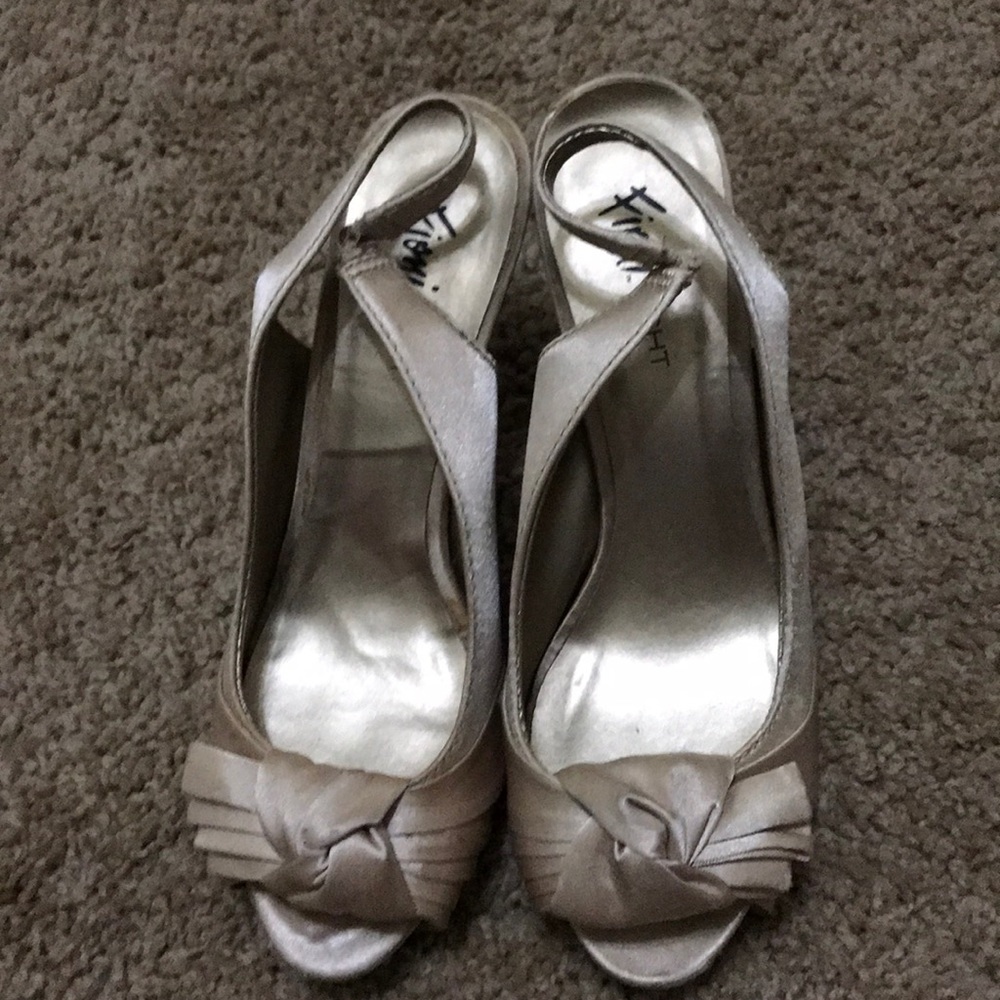 Fioni Night Gold Heels
